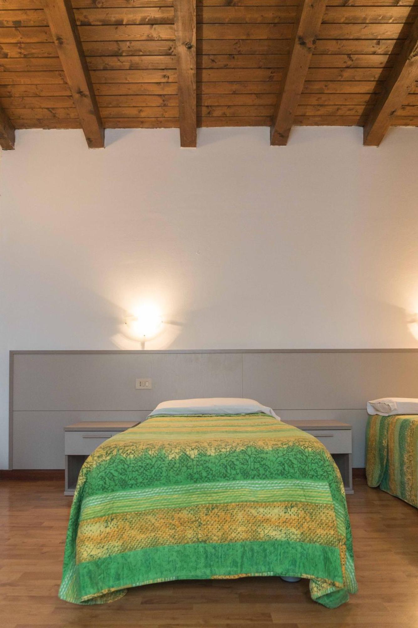 Ristorante Albergo Al Donatore Teòr Eksteriør billede