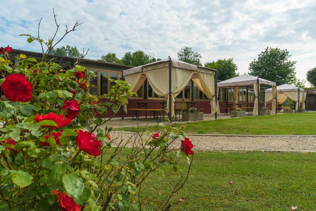 Ristorante Albergo Al Donatore Teòr Eksteriør billede