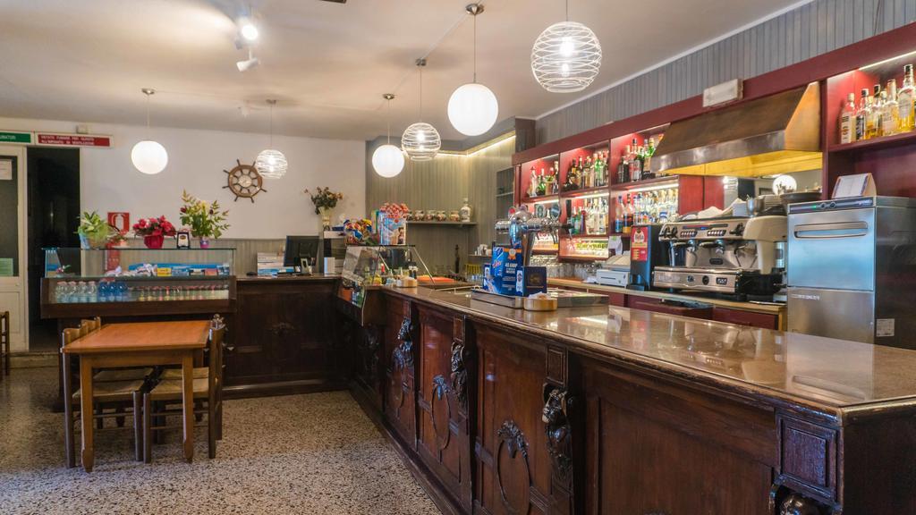 Ristorante Albergo Al Donatore Teòr Eksteriør billede